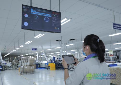Đèn LED Nổi Trần Đổi Màu Rạng Đông M26 50W Đèn LED Nổi Trần Đổi Màu Rạng Đông M26 50W