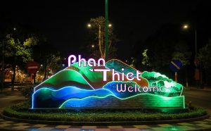 Chiếu sáng cổng chào và lối vào khu đô thị