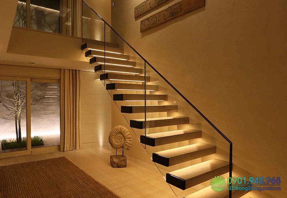 Vị trí lắp đèn LED cầu thang cảm ứng hiệu quả